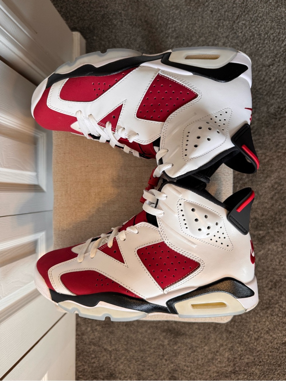 Nike Men’s Jordans Red, White & Black 6 Retro High-Top Carmine Sneakers Size 8 - Picture 8 of 15